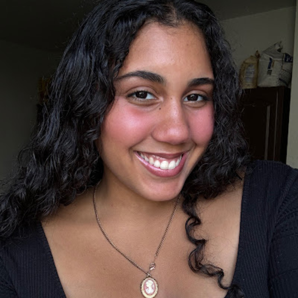 Meet your Posher, Amaya jade